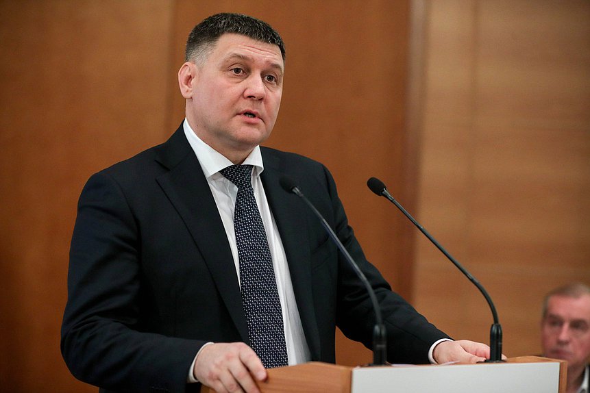 Заместитель Министра природных ресурсов и экологии РФ Дмитрий Тетенькин