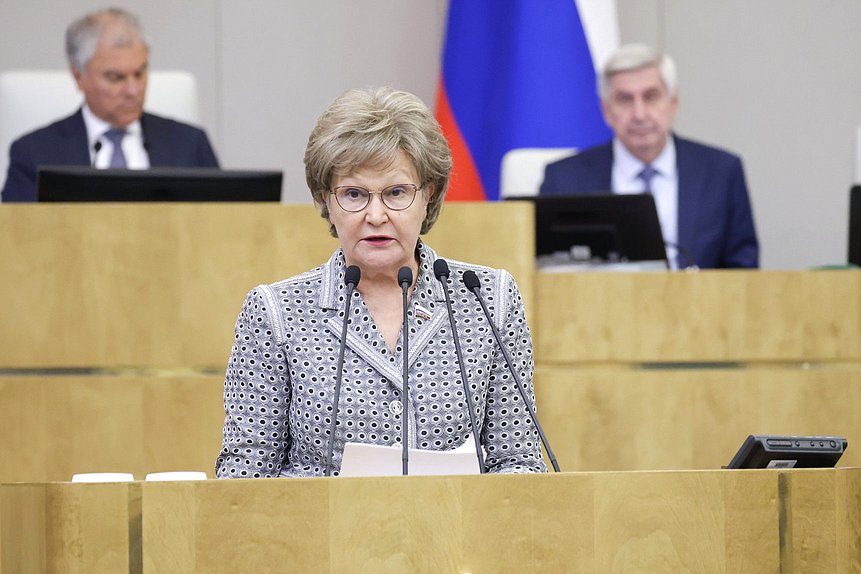 Член Комитета по защите семьи, вопросам отцовства, материнства и детства Татьяна Ларионова