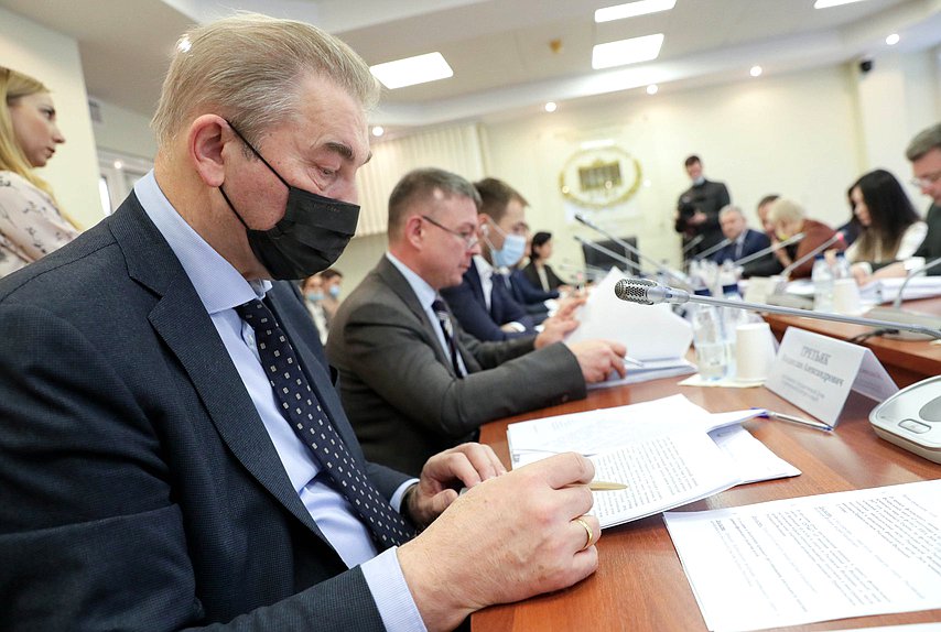 Член Комитета по физической культуре и спорту Владислав Третьяк
