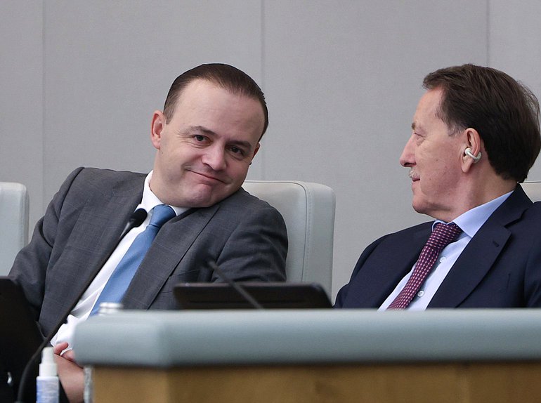 Заместители Председателя Государственной Думы Владислав Даванков и Алексей Гордеев