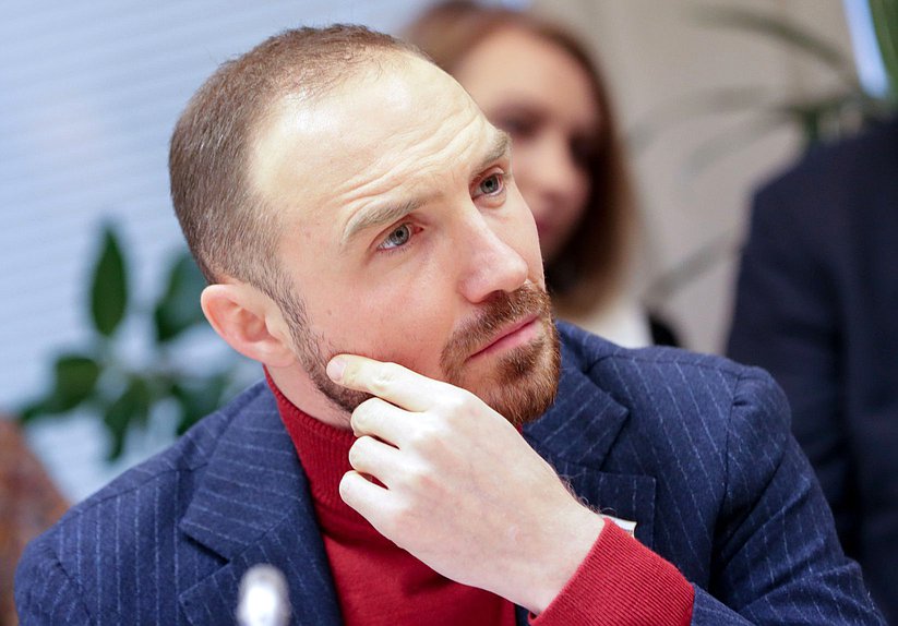 Заместитель Председателя Комитета по развитию Дальнего Востока и Арктики Антон Басанский