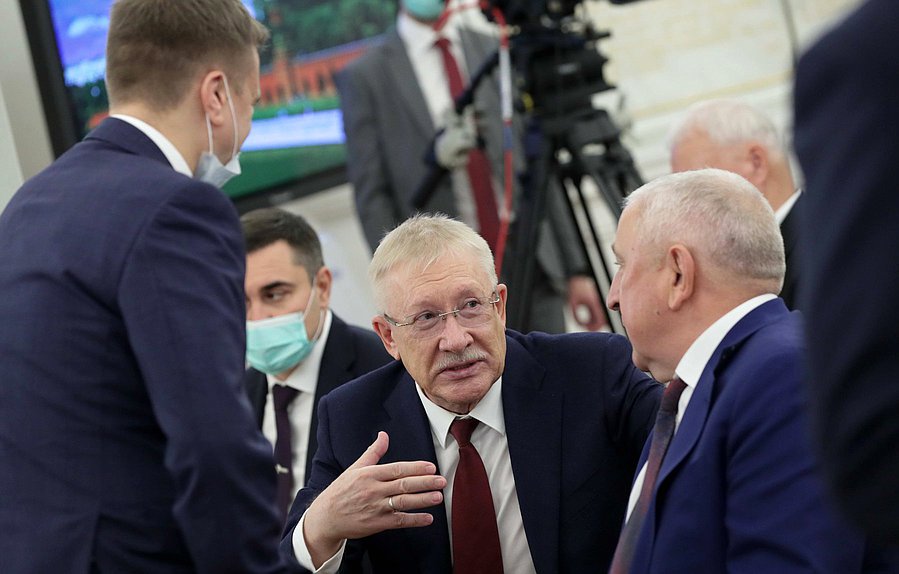 Депутат от фракции «Единая Россия» Олег Морозов