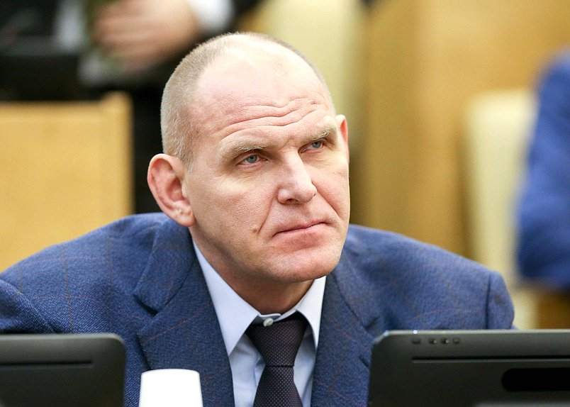 Член Комитета по энергетике Александр Карелин