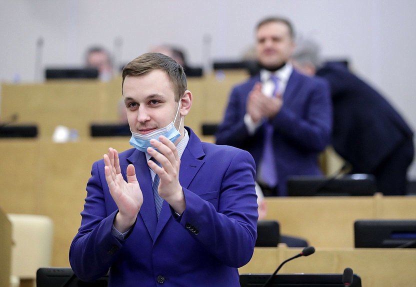 Член Комиссии по Регламенту и обеспечению деятельности Государственной Думы Василий Власов