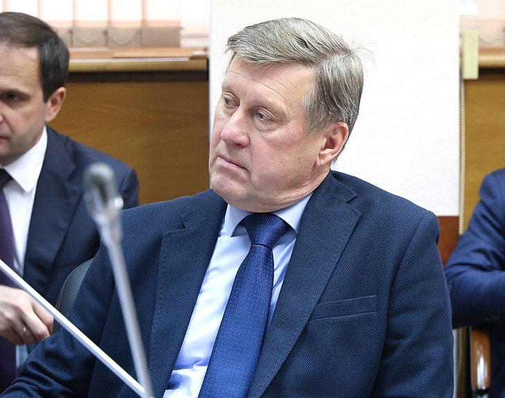 Первый заместитель Председателя Комитета по бюджету и налогам Анатолий Локоть