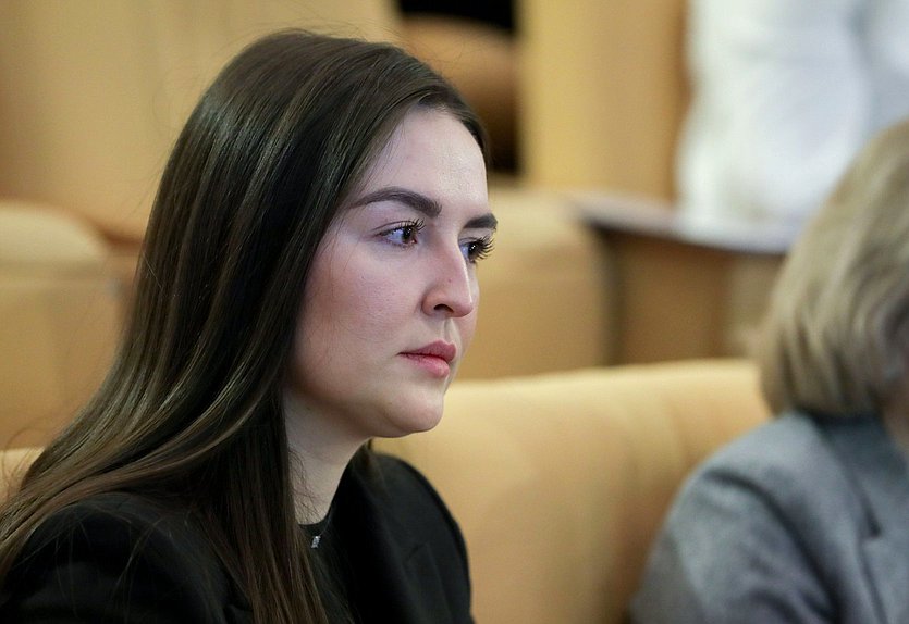 Член Комитета по просвещению Анна Скрозникова