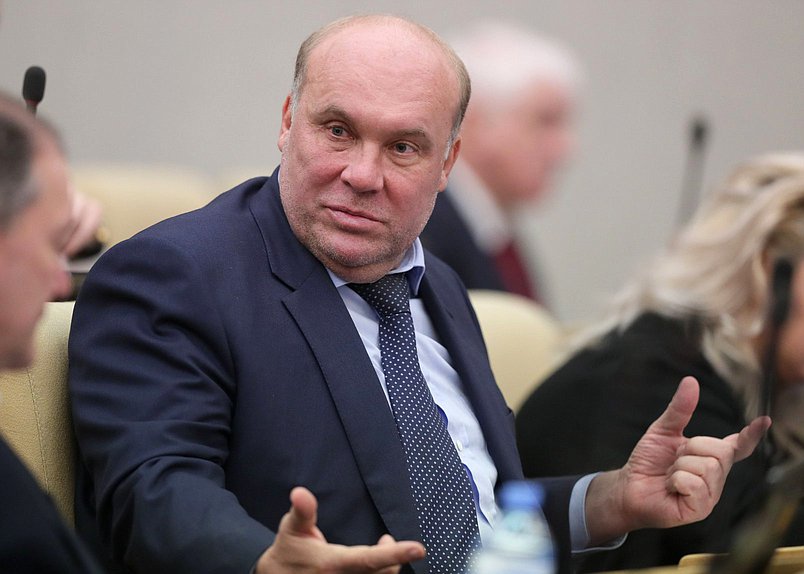 Член Комитета по транспорту и развитию транспортной инфраструктуры Андрей Колесник