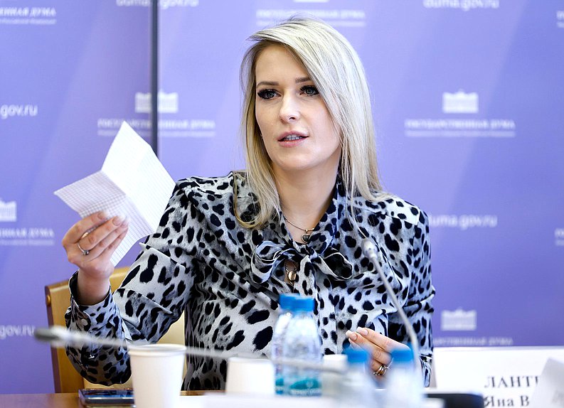 Председатель Комитета по развитию гражданского общества, вопросам общественных и религиозных объединений Яна Лантратова