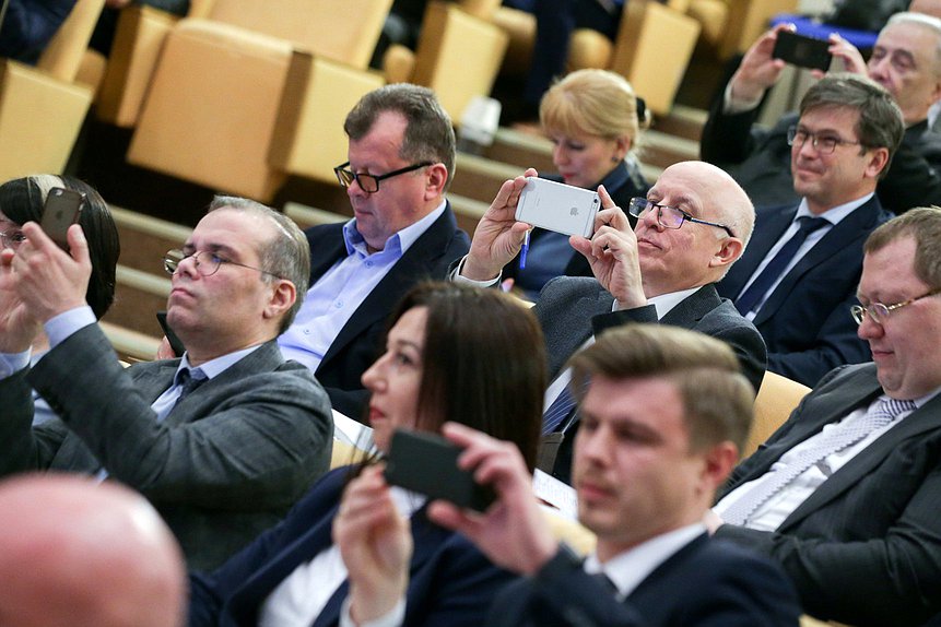 Круглый стол Комитета по охране здоровья на тему «Единый цифровой контур в здравоохранении – проблемы нормативного регулирования, парламентский контроль»
