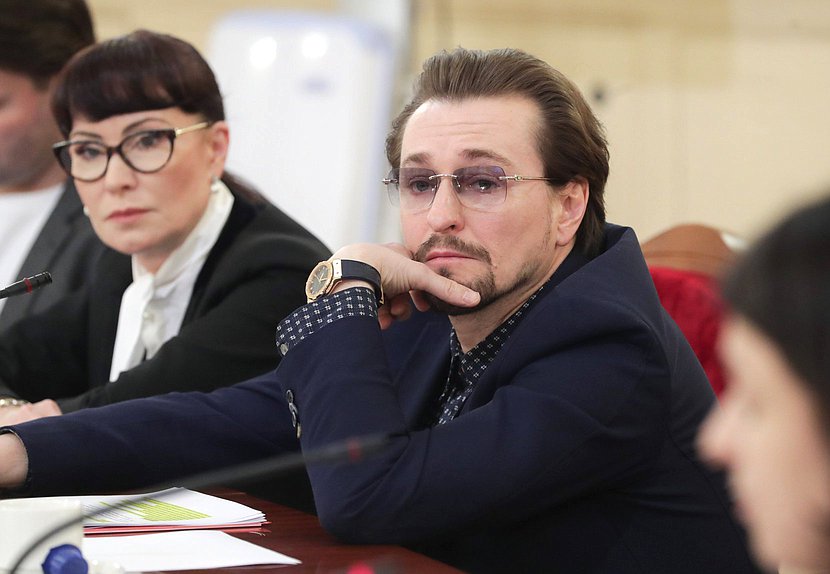 Актер и режиссер Сергей Безруков