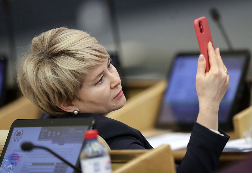 Член Комитета по просвещению Эльвира Аиткулова