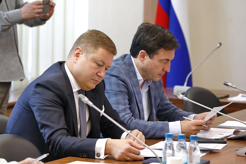 Заседание Экспертного совета Комитета по промышленности и торговле по развитию торговли и защите прав потребителей