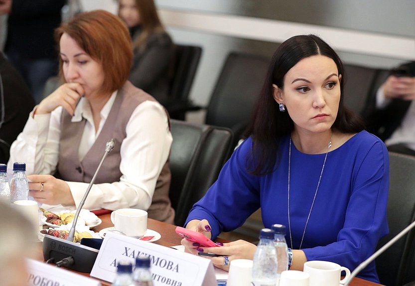 Заседание рабочей группы Комитета по вопросам семьи, женщин и детей