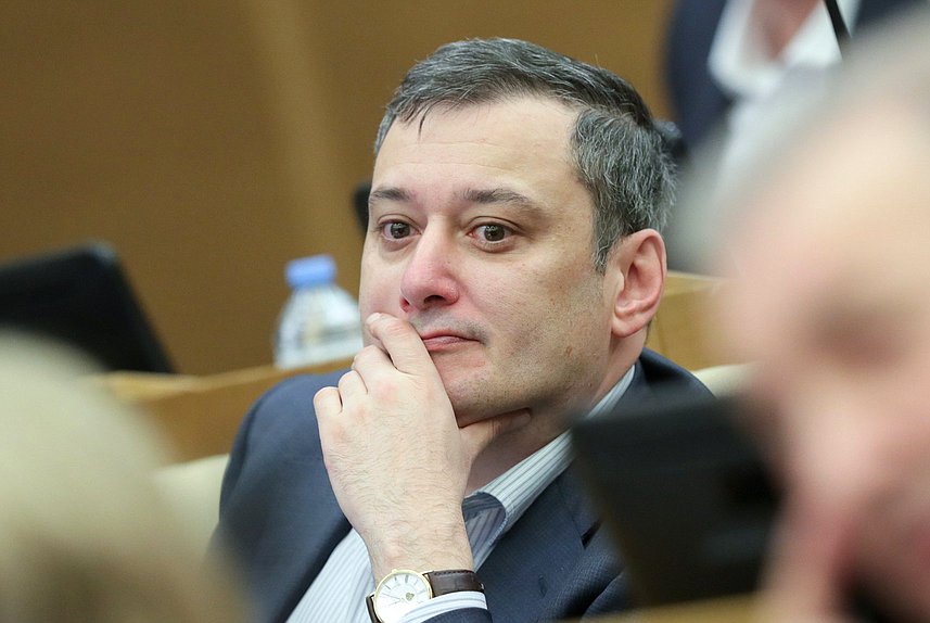 Председатель Комитета по информационной политике, информационным технологиям и связи Александр Хинштейн