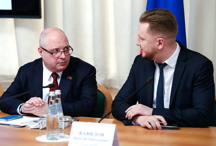 Председатель Комитета по вопросам собственности, земельным и имущественным отношениям Сергей Гаврилов