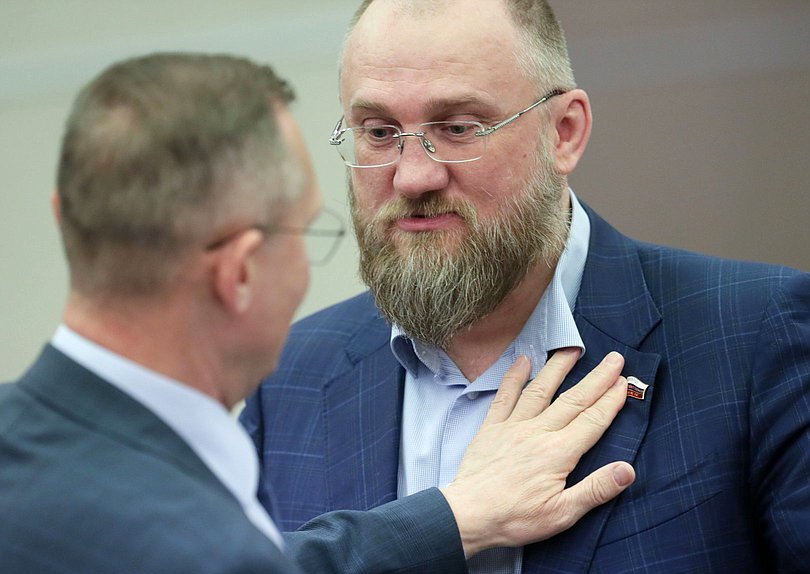 Заместитель Председателя Комитета по физической культуре и спорту Сергей Бурлаков