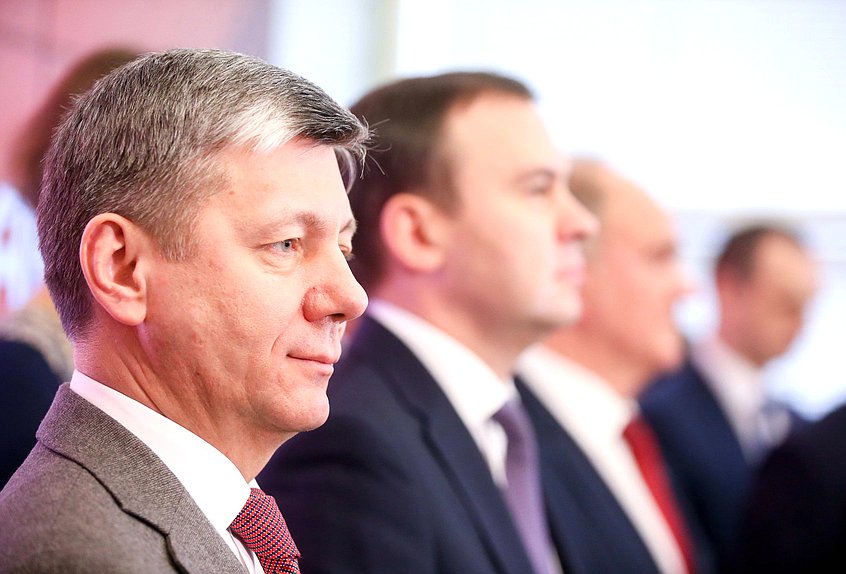 Первый заместитель Председателя Комитета по международным делам Дмитрий Новиков