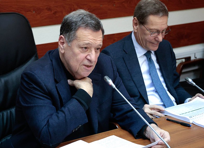 Председатель Комитета по бюджету и налогам Андрей Макаров