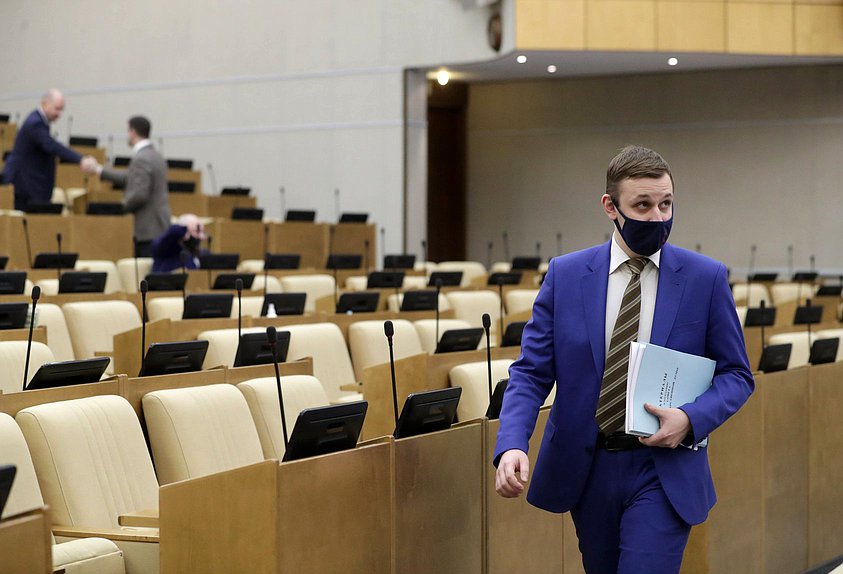 Член Комиссии по Регламенту и обеспечению деятельности Государственной Думы Василий Власов