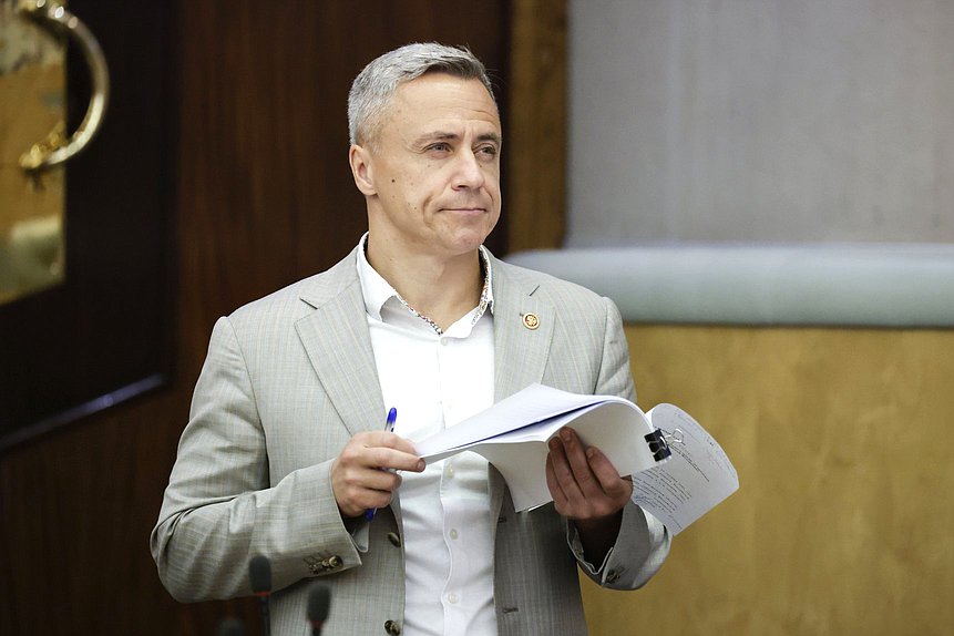 Заместитель Председателя Комитета по вопросам собственности, земельным и имущественным отношениям Владимир Самокиш