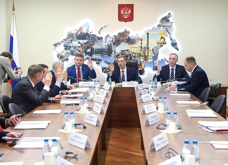 Заседание Комитета по промышленности и торговле