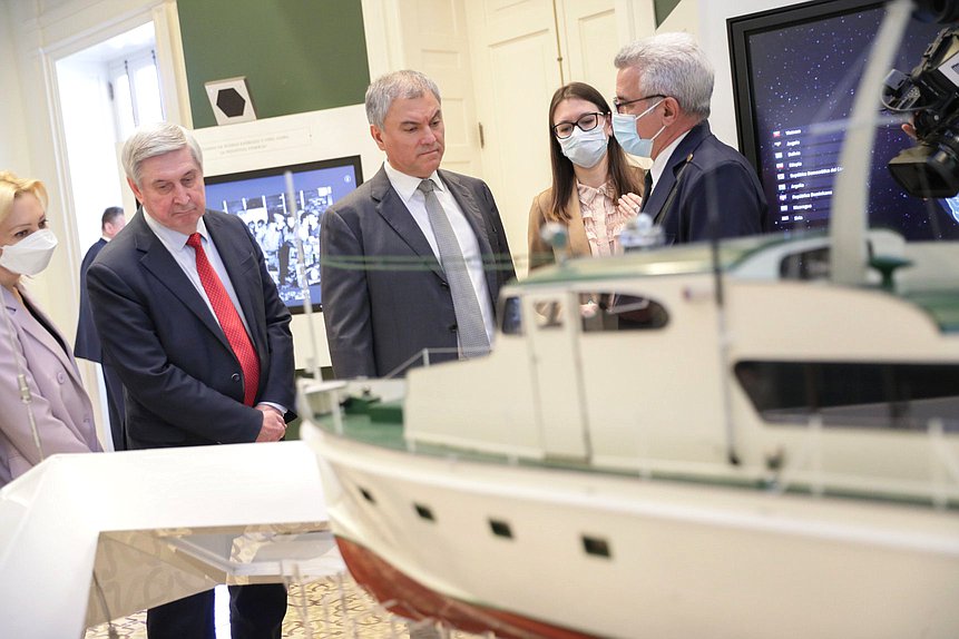 El Jefe de la Duma Estatal, Vyacheslav Volodin, visita el Centro Fidel Castro Ruz en La Habana