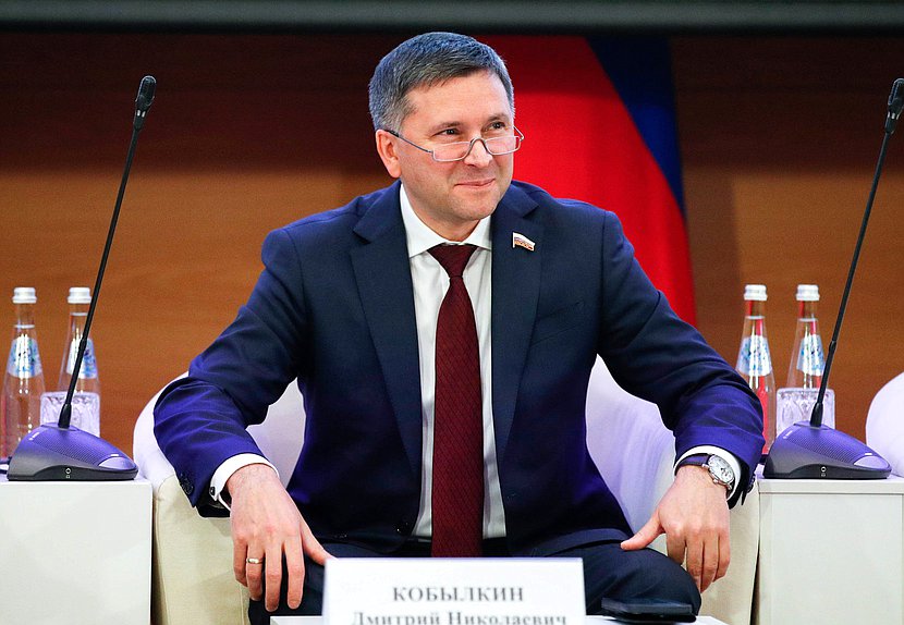 Председатель Комитета по экологии, природным ресурсам и охране окружающей среды Дмитрий Кобылкин