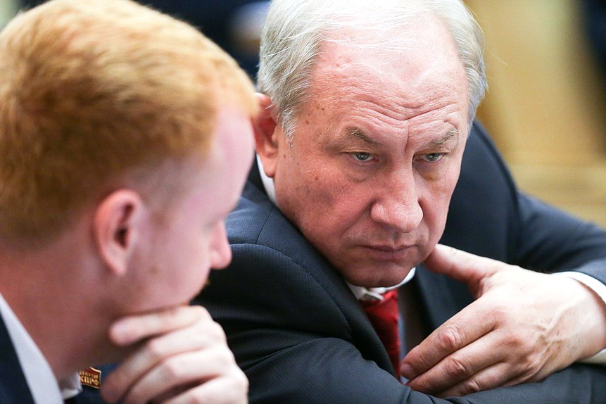 Первый заместитель Председателя Комитета по делам национальностей Валерий Рашкин