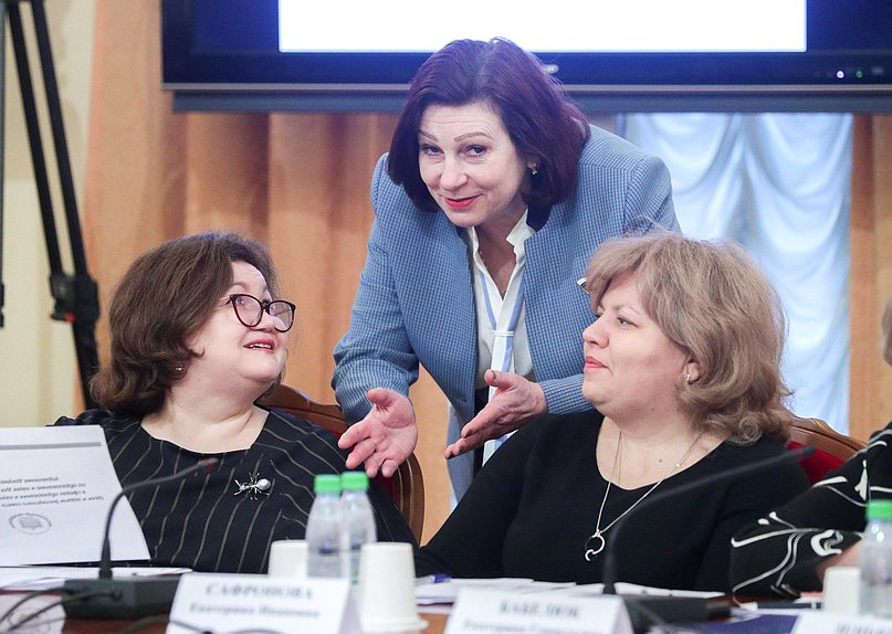 Член Комитета по образованию и науке Ольга Пилипенко