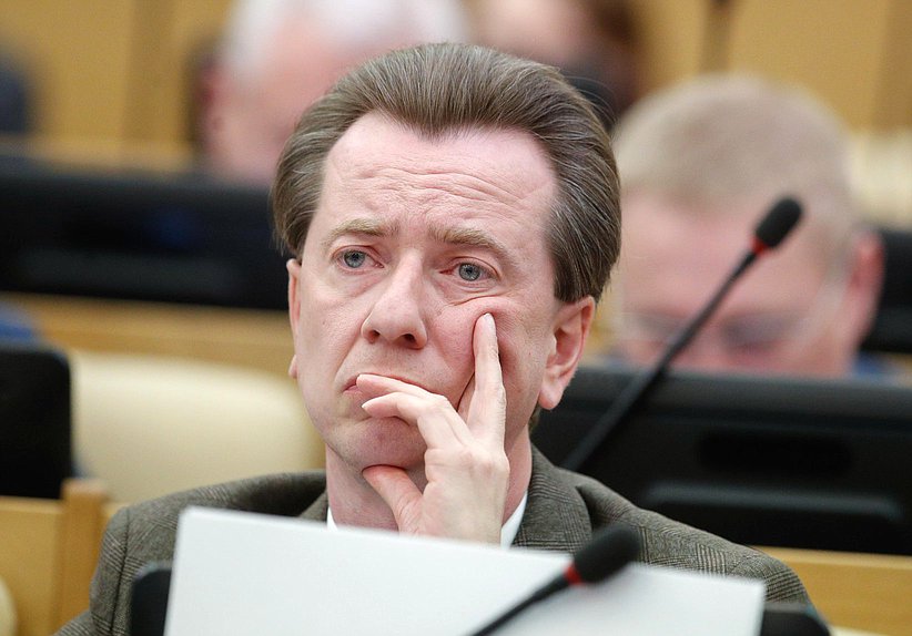 Первый заместитель Председателя Комитета по экологии, природным ресурсам и охране окружающей среды Владимир Бурматов