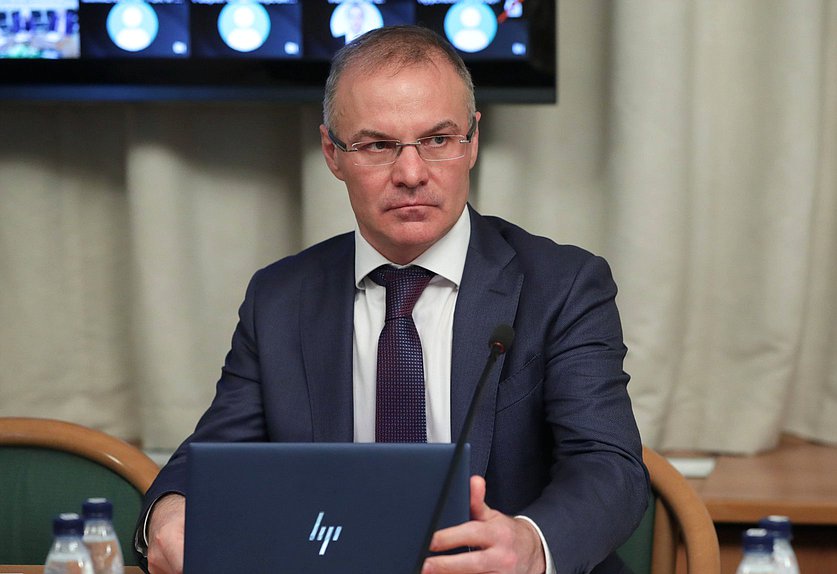 Заместитель Председателя Комитета по экологии, природным ресурсам и охране окружающей среды Александр Коган