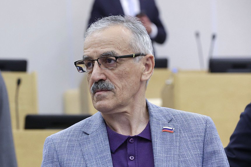 Заместитель Председателя Комитета по просвещению Нурбаганд Нурбагандов