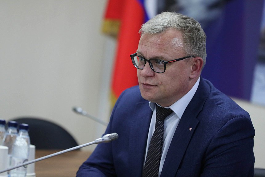 Совещание Комитета по промышленности и торговле на тему: «Вопросы ценовых споров при исполнении гособоронзаказа предприятиями судостроительной промышленности»