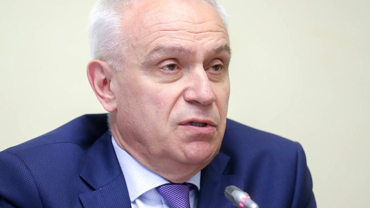 Генеральный директор ФГБУ «НМИЦ Кардиологии» Сергей Бойцов