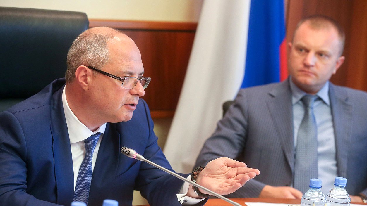 Председатель Комитета по развитию гражданского общества, вопросам общественных и религиозных объединений Сергей Гаврилов