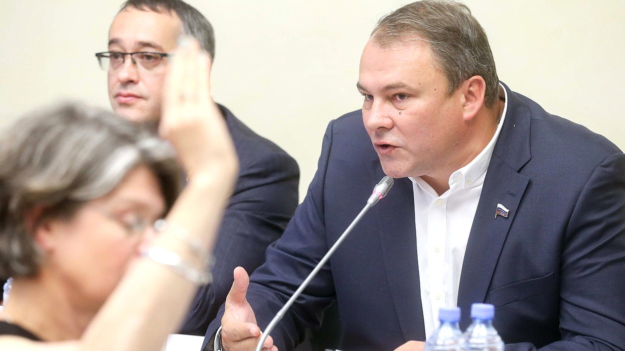 Заместитель Председателя Государственной Думы Петр Толстой