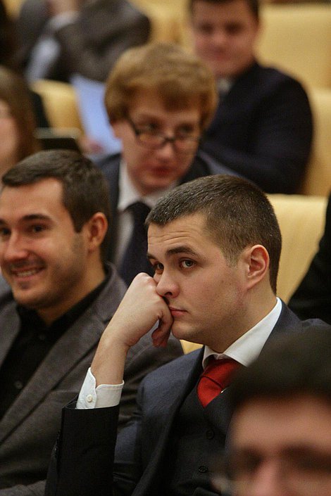   Заседание общественной молодёжной палаты. 