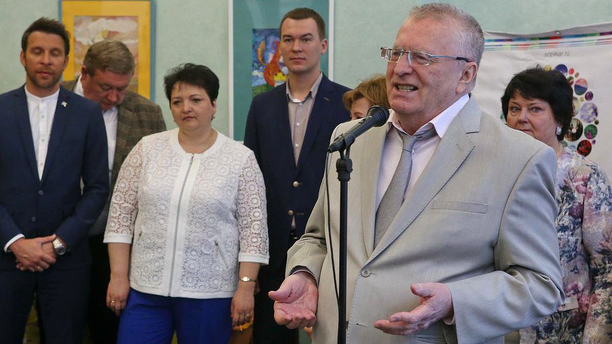 Церемония открытия выставки и вручения призов Международной премии «Золотой шар».
