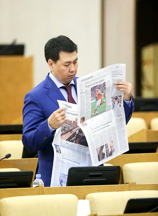 Член Комитета по бюджету и налогам Мерген Ооржак