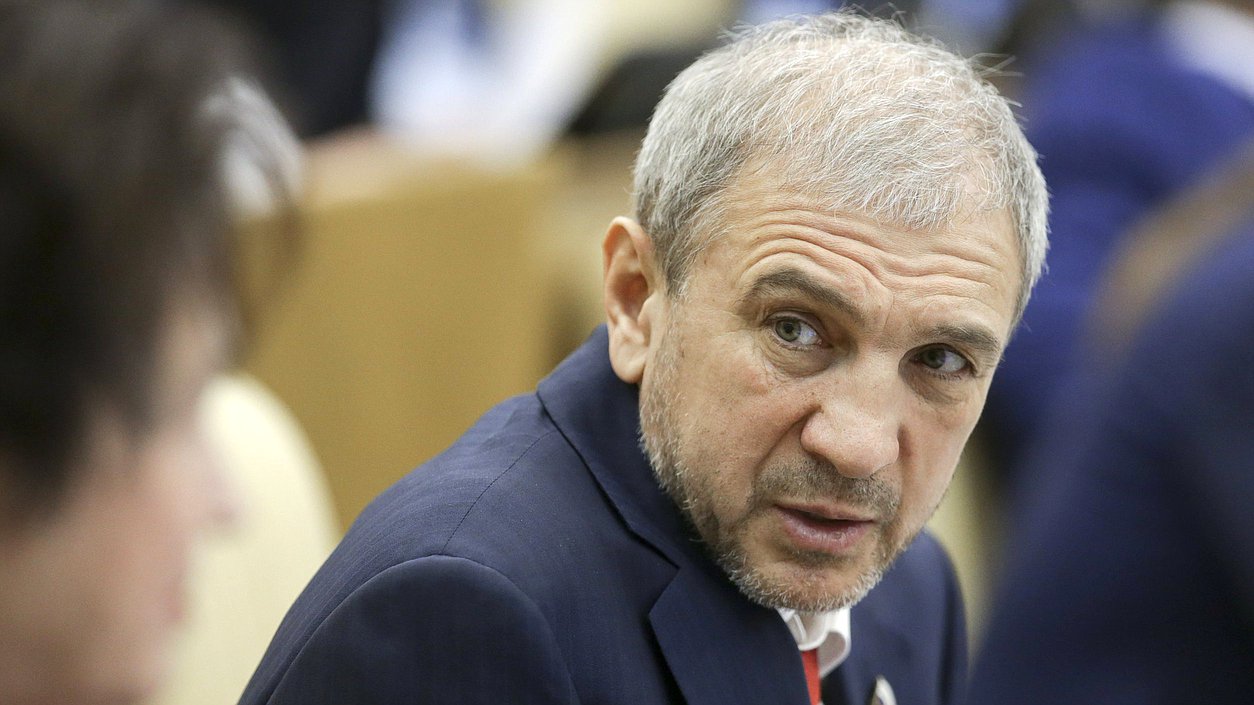 Член Комитета по делам национальностей Алихан Харсиев