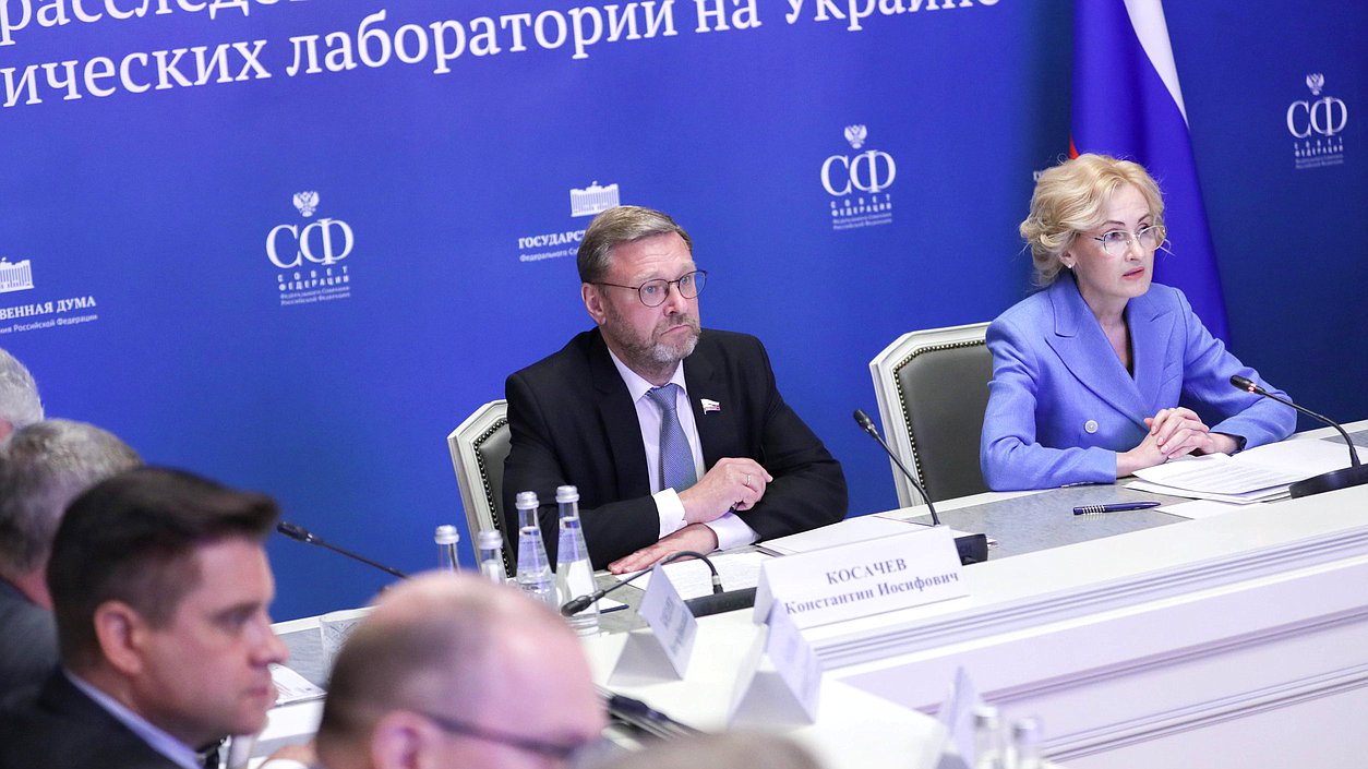 Deputy Speaker of the Federation Council Konstantin Kosachev and Deputy Chairwoman of the State Duma Irina Yarovaya