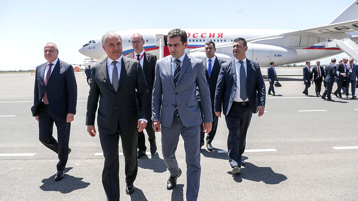 Председатель Государственной Думы Вячеслав Володин и заместитель Председателя Национального Собрания Республики Армения Акоб Аршакян