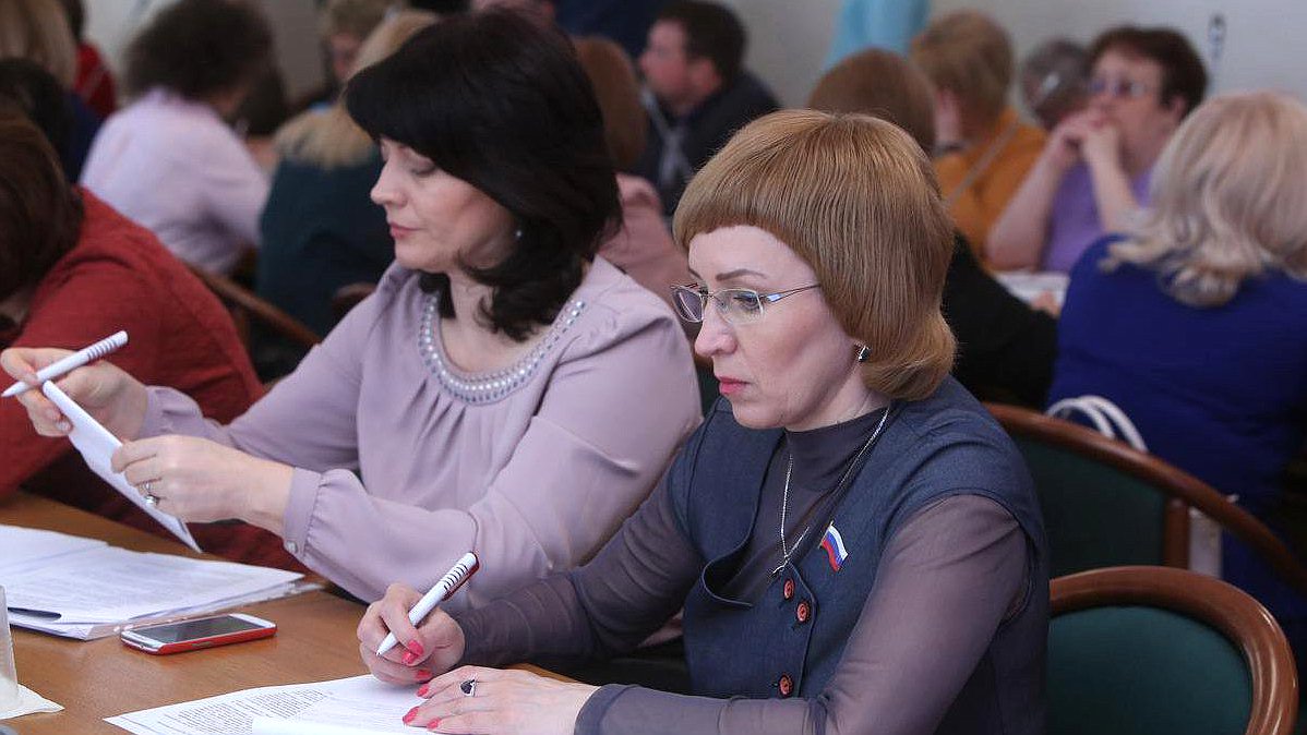 Общественные слушания Комитета Государственной Думы по труду, социальной политике и делам ветеранов на тему «Вопросы совершенствования законодательства в сфере социального обслуживания граждан Российской Федерации». 

