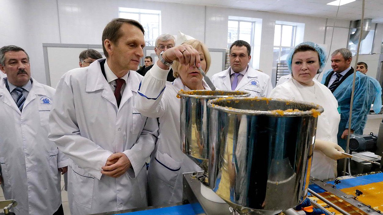 Посещение кондитерской фабрики "Ленинградская". г. Волосово.