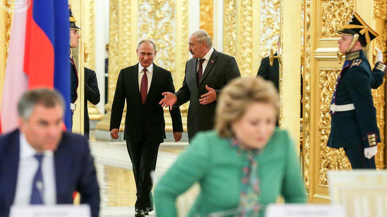 Президент России Владимир Путин и президент Белоруссии Александр Лукашенко во время заседания. Автор фото: Анна Исакова/Фотослужба Государственной Думы.