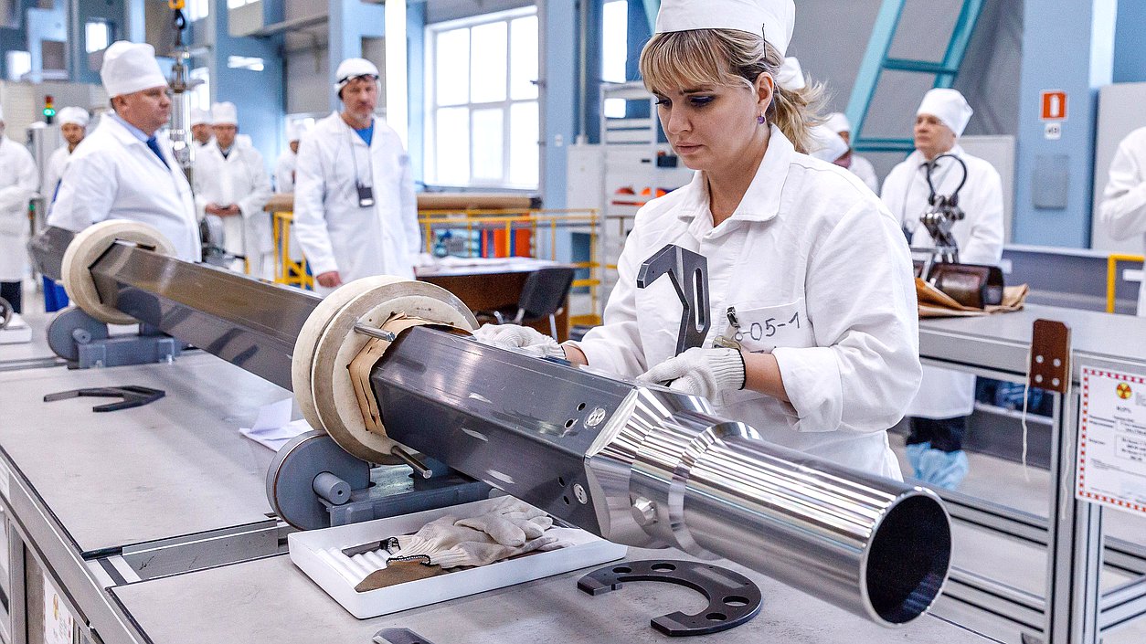 Атомная промышленность, атомщик, АЭС