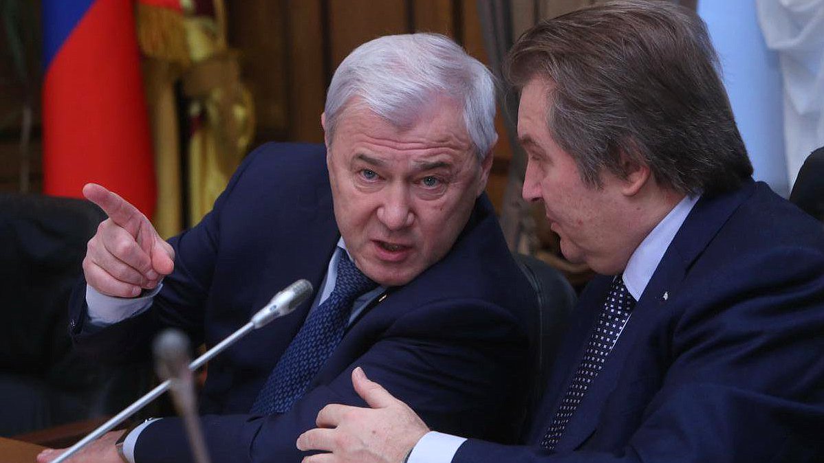 Круглый стол фракции «Справедливая Россия» на тему «Роль Центрального Банка в обеспечении экономического роста Российской Федерации». 

