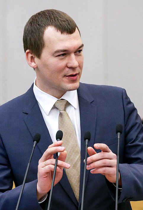 Председатель Комитета по физической культуре, спорту, туризму и делам молодежи Михаил Дегтярев во время пленарного заседания.Фото: Анна Исакова/Фотослужба Государственной Думы.