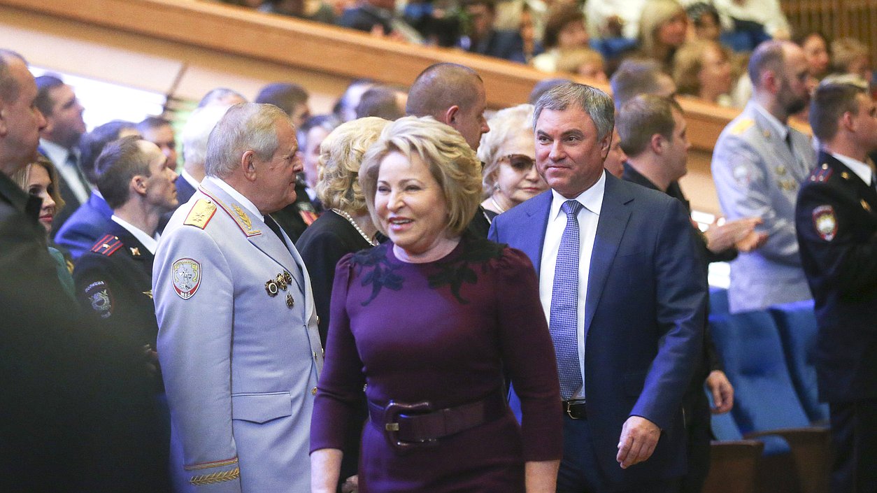 Председатель Совета Федерации Валентина Матвиенко и Председатель Государственной Думы Вячеслав Володин