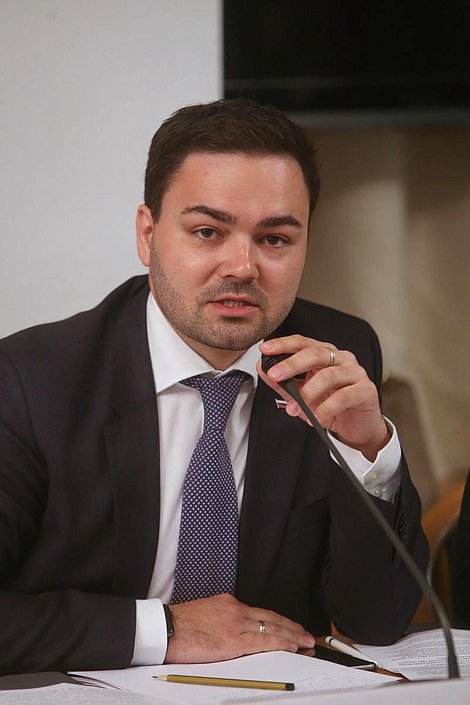 Расширенное заседание Комитета Государственной Думы по информационной политике, информационным технологиям и связи на тему «Телемедицина: проблемы и перспективы». 

